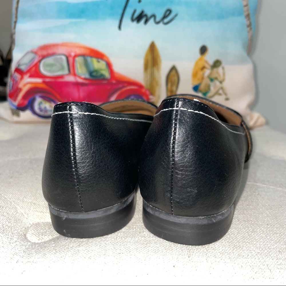 Tommy Hilfiger NWOB! Trudiy2 Black Loafer Signature Beckle Shoes Size 7.5 - Picture 4 of 11
